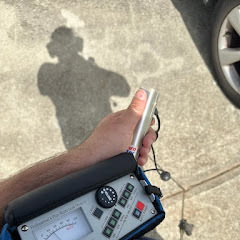 Acoustic leak detection equipment locating underground leak